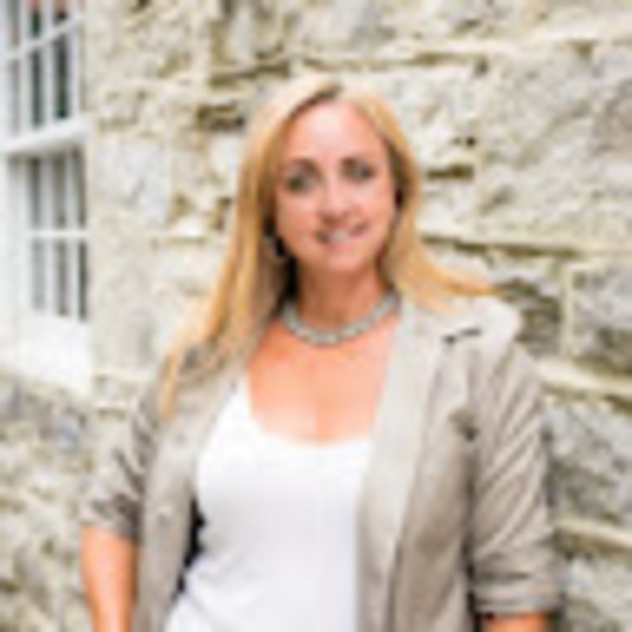 Meet your Posher, Deborah - Picture 1 of 1